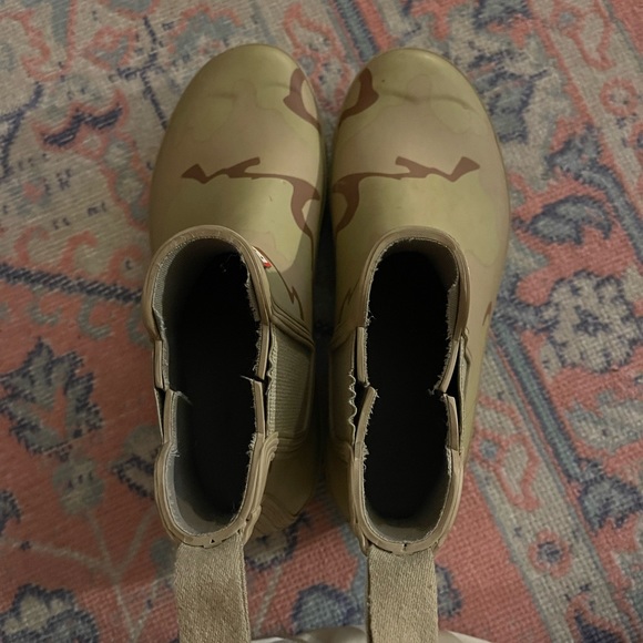 Hunter Rain boots - Picture 4 of 8